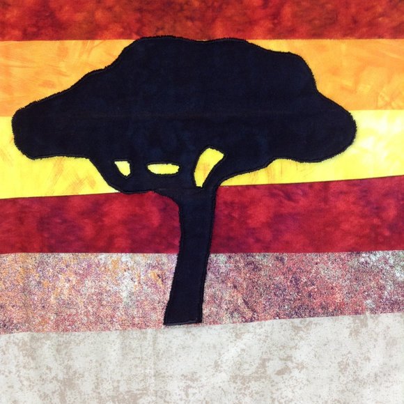 Handmade Quilted Wall Hanging African Serengeti Giraffe & Tree Wall Art - Picture 8 of 14